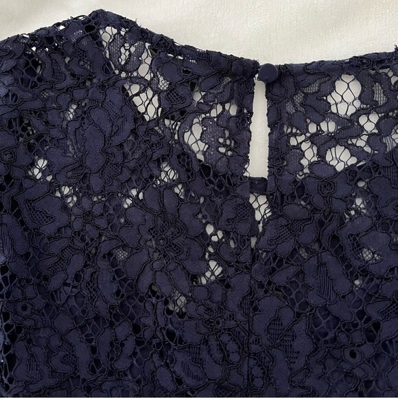 J. Crew Navy Long Sleeve Lace Top with Removable Tank Lining, Size 4 NWOT - Picture 13 of 13